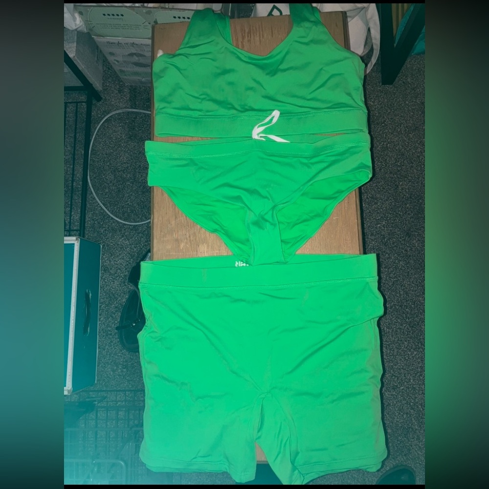 Woxer Bright Green Women's 3 piece swim set